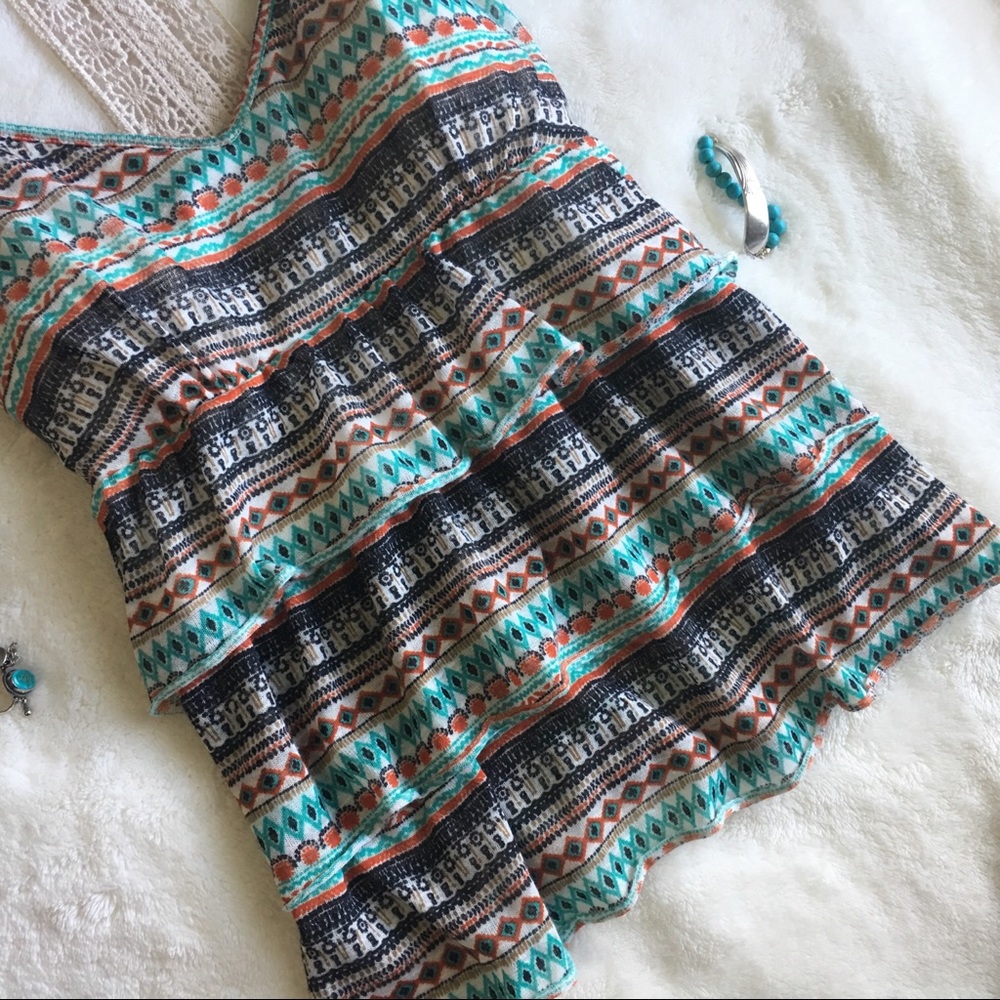 ✌🏼Boho Crochet Lace Yoke Tiered Ruffle Front Top - Picture 3 of 8